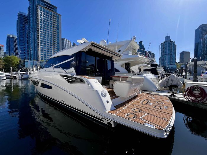 2015 Sea Ray 470 Sundancer Photo 5 of 62