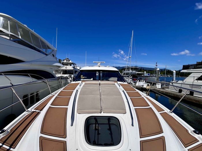 2015 Sea Ray 470 Sundancer Photo 58 of 62