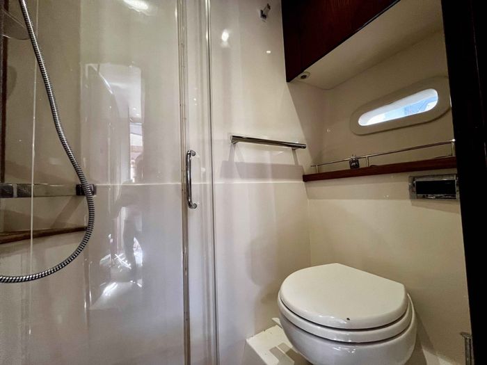 2015 Sea Ray 470 Sundancer Photo 46 of 62