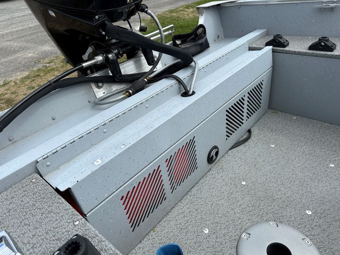 2021 Lund 1600 Fury SS Photo 15 of 16