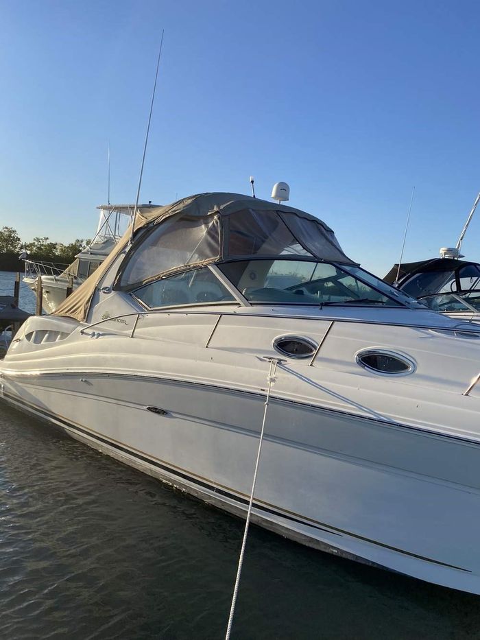 2003 Sea Ray 340 Sundancer Photo 7 of 23