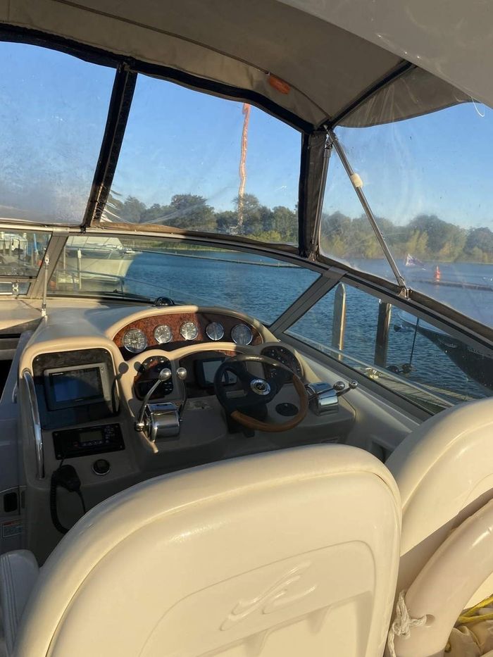 2003 Sea Ray 340 Sundancer Photo 18 of 23