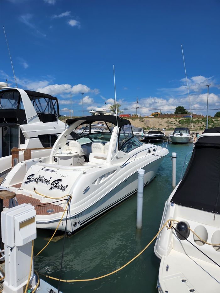 2005 Sea Ray 340 Sundancer Photo 6 of 47
