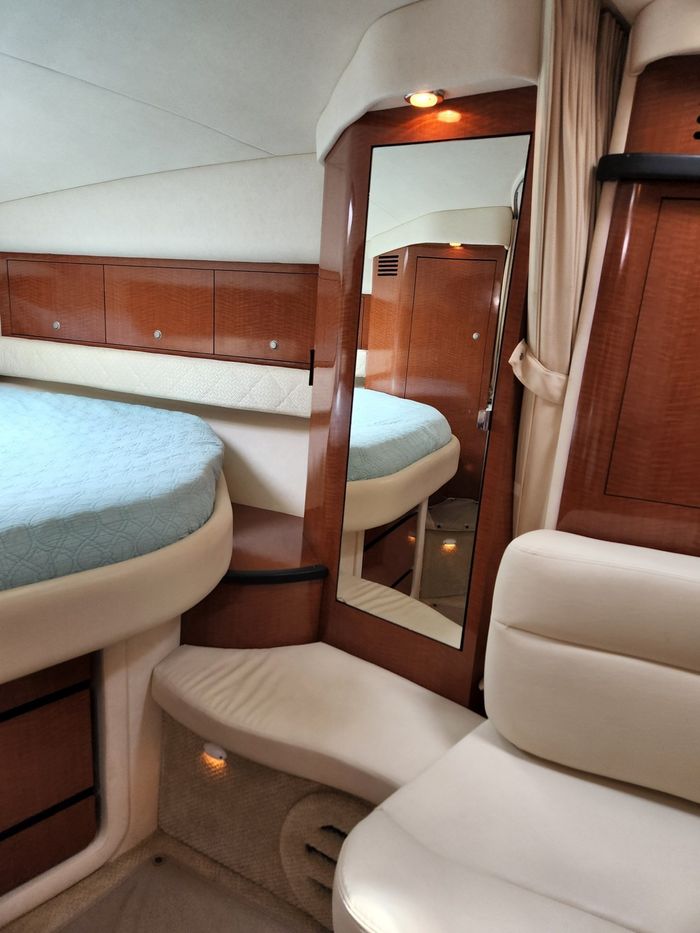 2005 Sea Ray 340 Sundancer Photo 27 of 47