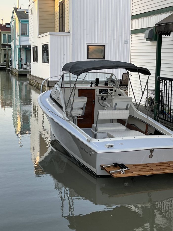 1966 Bertram 20 Bahia Mar Photo 3 of 11