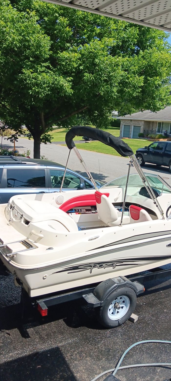 2011 Sea Ray 175 sport Photo 6 of 6
