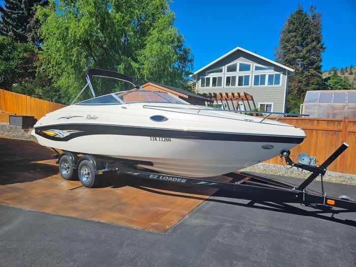 2004 Rinker 232 captiva Photo 8 of 10