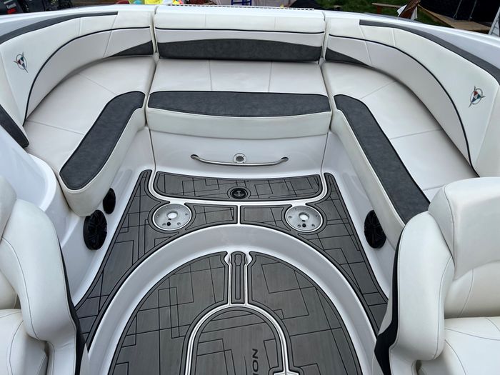 2020 Campion WS-25 All Watersports Photo 8 of 17
