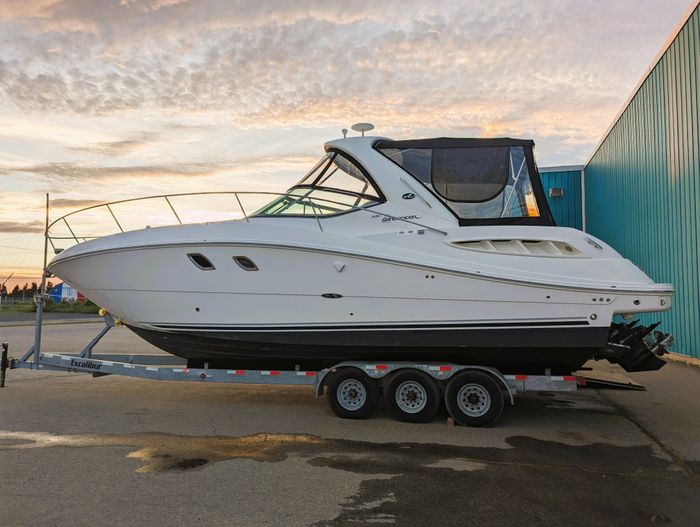 2008 Sea Ray 330 Sundancer Photo 3 of 14