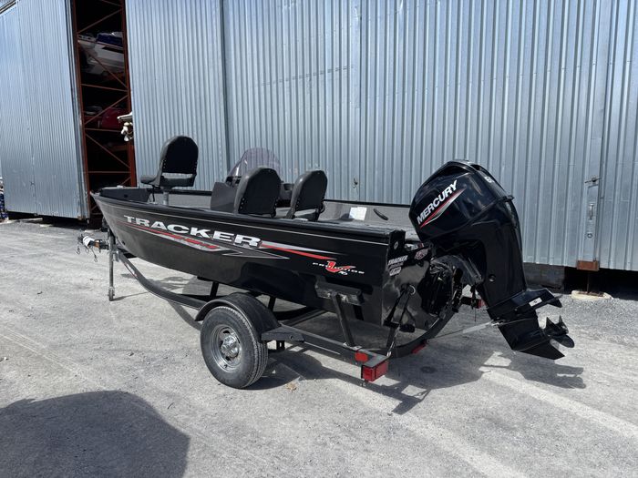 2020 Tracker PRO GUIDE™ V-16 SC Photo 3 of 20