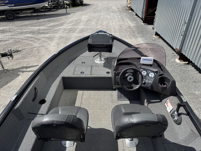 2020 Tracker PRO GUIDE™ V-16 SC Photo 16 of 20