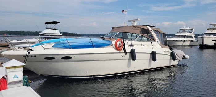 2001 Sea Ray Sundancer 380 Photo 4 of 24