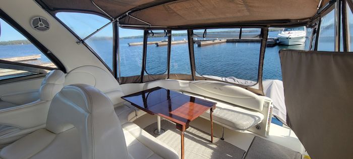 2001 Sea Ray Sundancer 380 Photo 10 of 24