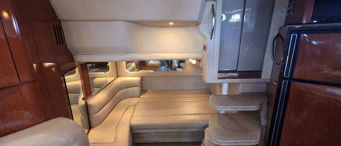 2001 Sea Ray Sundancer 380 Photo 22 of 24
