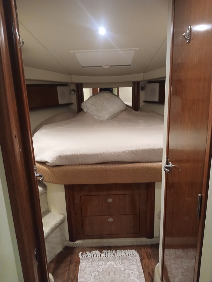 2006 Sea Ray Sundancer 40 Photo 13 of 14