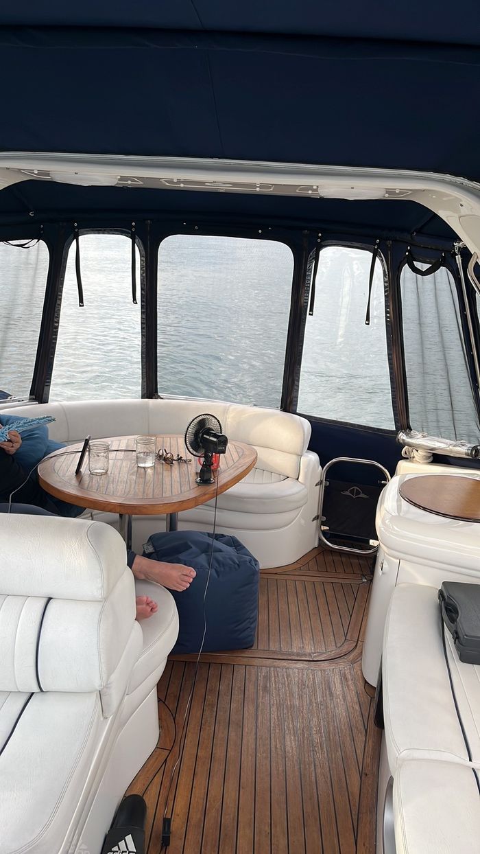 2003 Sealine S37 Photo 7 of 21