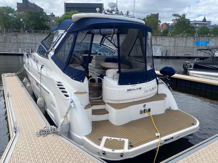 2003 Sealine S37 Photo 11 of 21