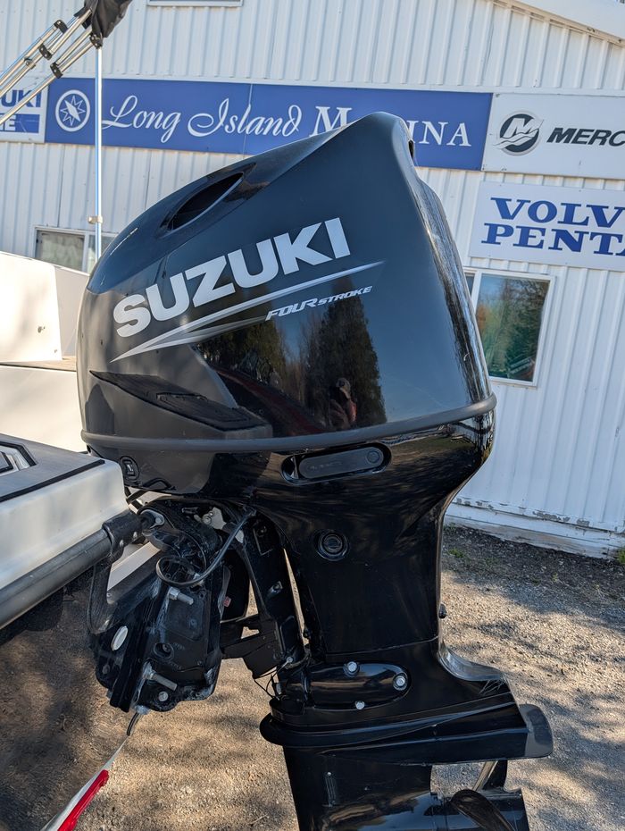 2023 Starcraft SVX171 Photo 6 of 15