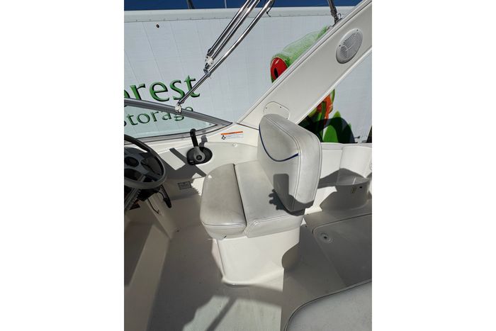 2007 Bayliner 285 Photo 18 sur 35