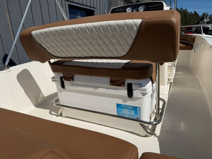 2020 Pioneer 180 Islander Photo 10 of 15