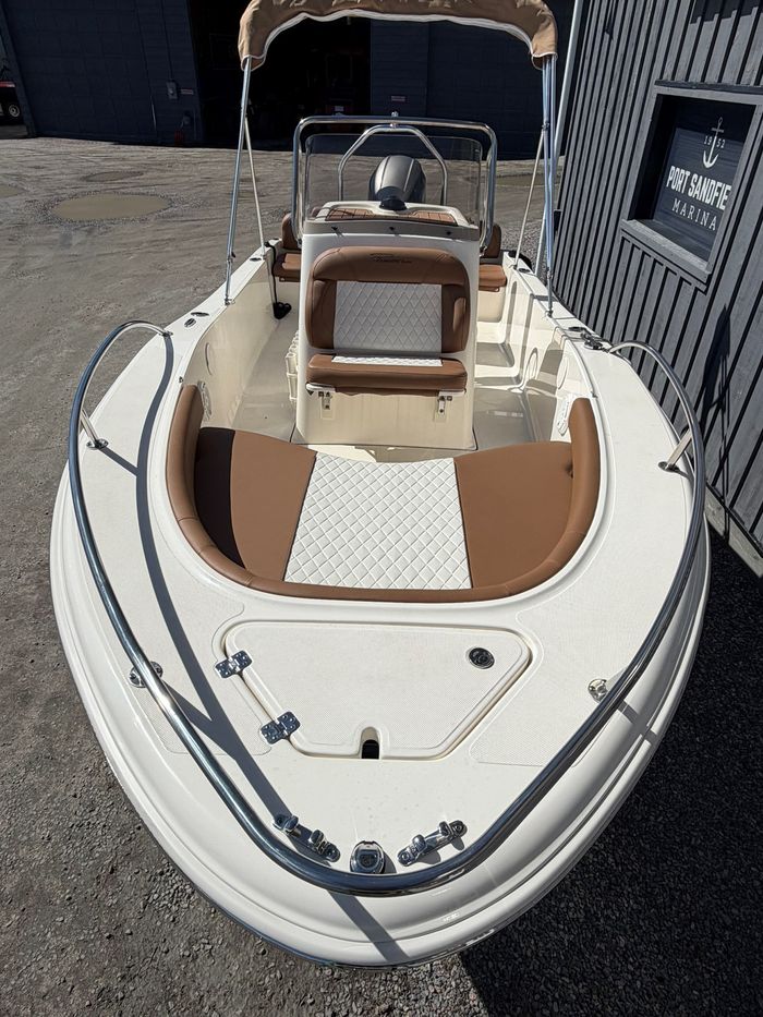 2020 Pioneer 180 Islander Photo 11 of 15