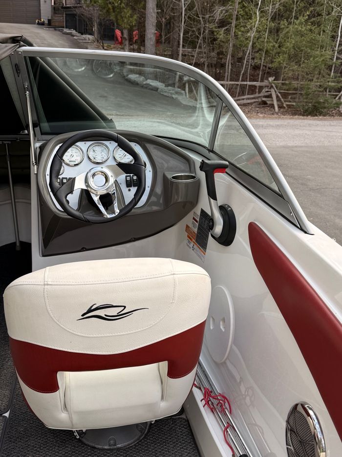 2016 Rinker 186 Captiva Photo 3 of 7