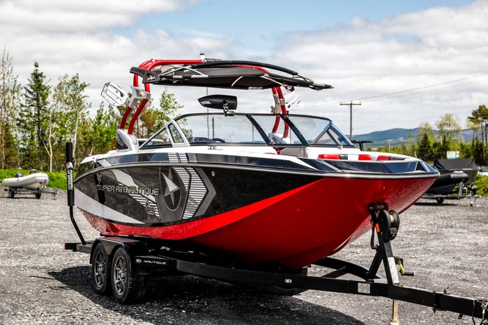 2013 Nautique G23 Photo 4 of 39