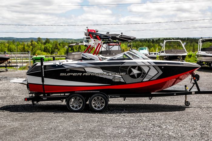 2013 Nautique G23 Photo 5 of 39