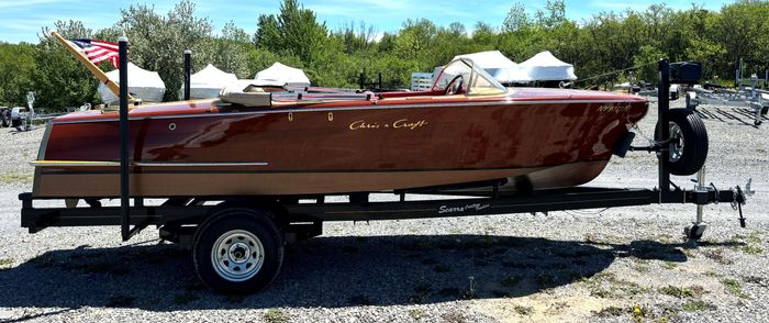1956 Chris-Craft Capri 19 Photo 2 of 40