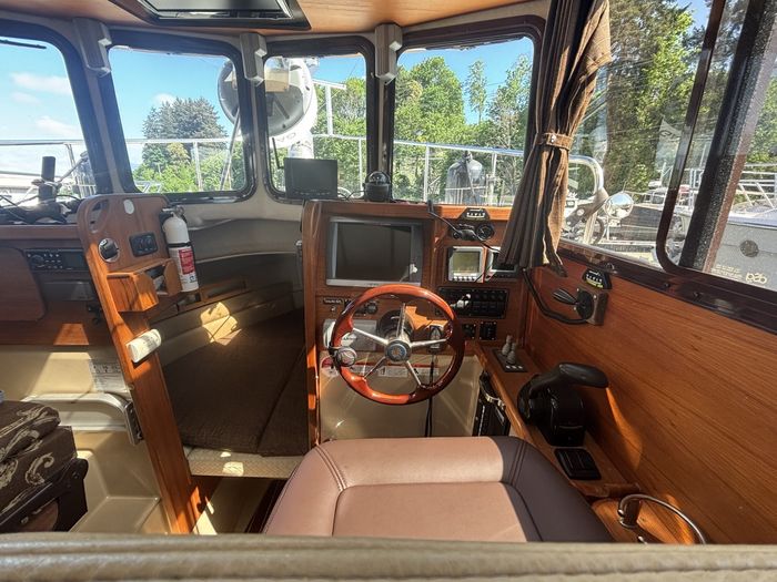 2012 Ranger Tugs R-27 Photo 22 of 27