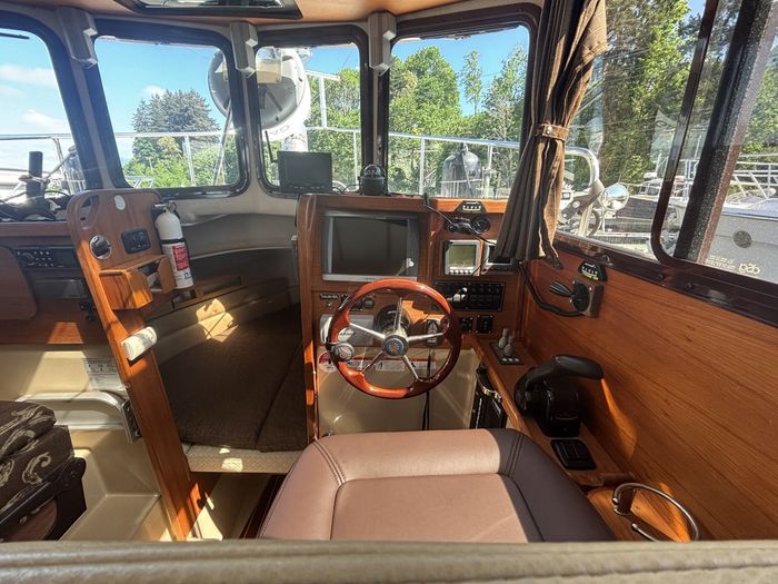 2012 Ranger Tugs R-27 Photo 18 of 27