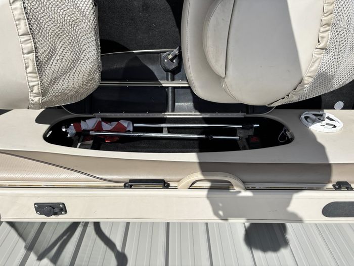2003 Crestliner 1850 Sportfisher - 15HP Honda Photo 26 sur 41