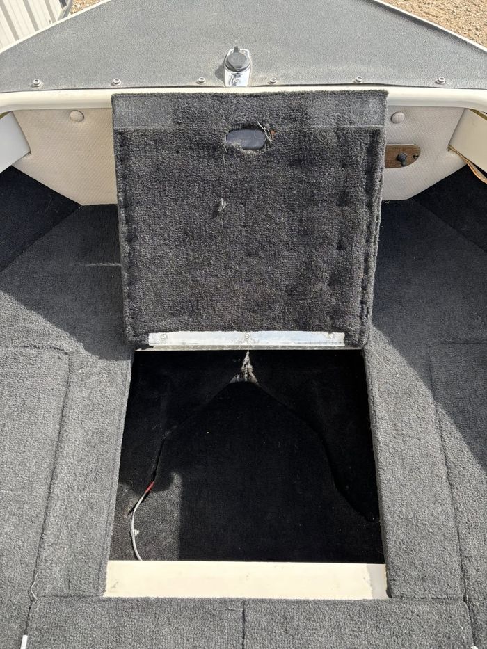 2003 Crestliner 1850 Sportfisher - 15HP Honda Photo 13 sur 41