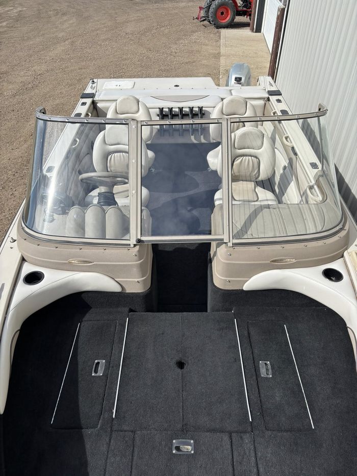 2003 Crestliner 1850 Sportfisher - 15HP Honda Photo 17 sur 41