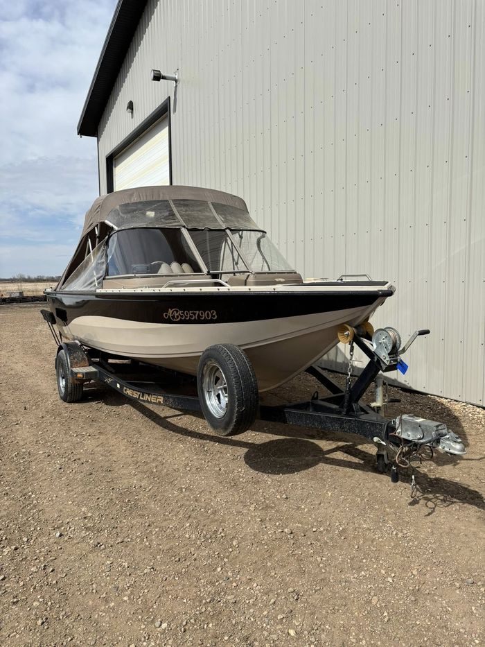 2003 Crestliner 1850 Sportfisher - 15HP Honda Photo 37 sur 41