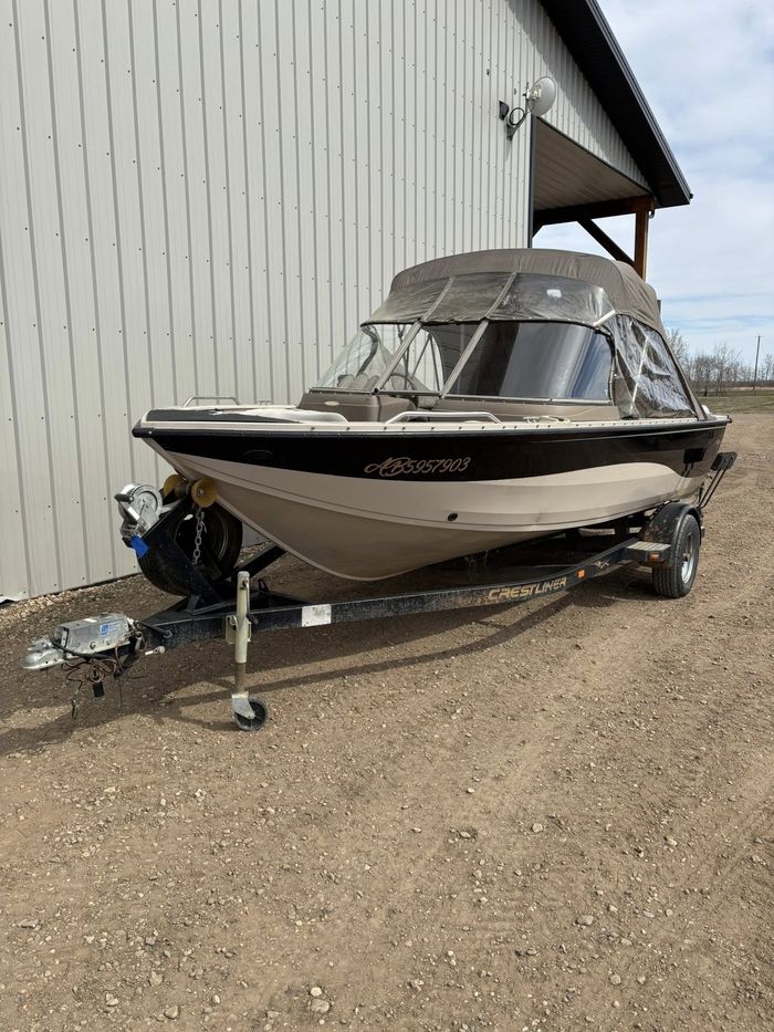 2003 Crestliner 1850 Sportfisher - 15HP Honda Photo 39 sur 41