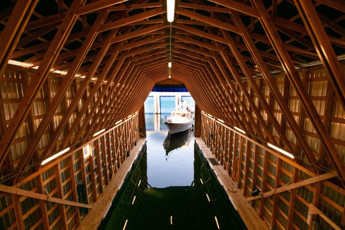 2027 OBMG Boathouse Photo 4 of 15