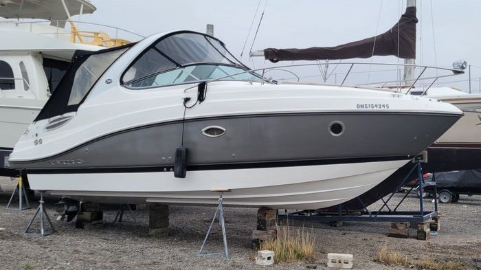 Rinker 290 Express Cruiser 2013 Used Boat for Sale in Toronto, Ontario ...