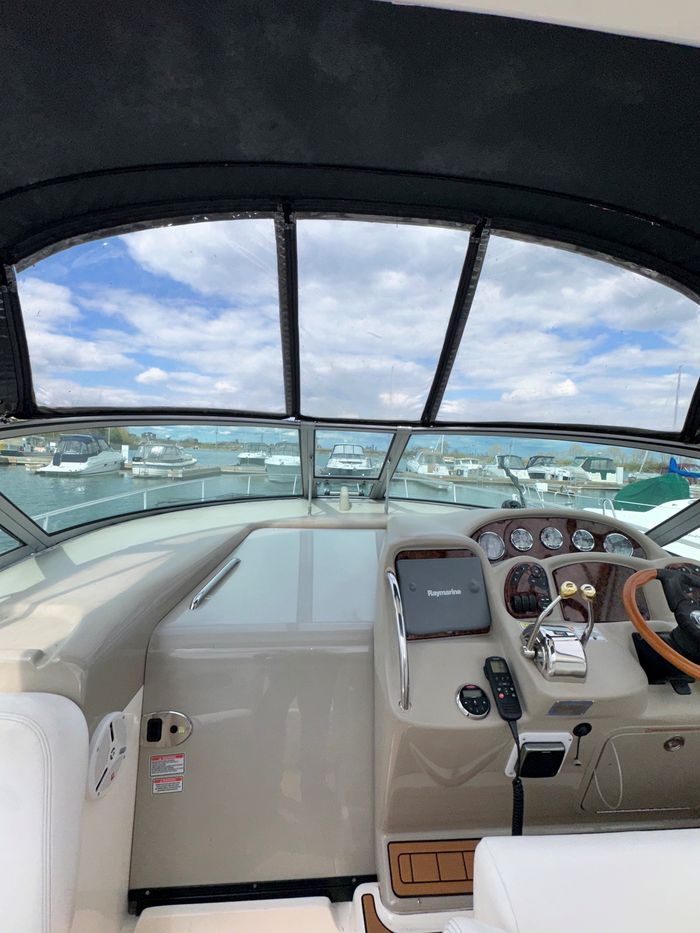2006 Sea Ray 320 Sundancer Photo 7 sur 12