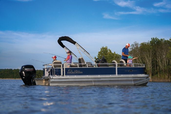2026 Sun Tracker BASS BUGGY 18 DLX Sky Blue Photo 20 sur 35