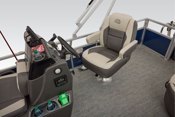 2026 Sun Tracker BASS BUGGY 18 DLX Sky Blue Photo 32 sur 35