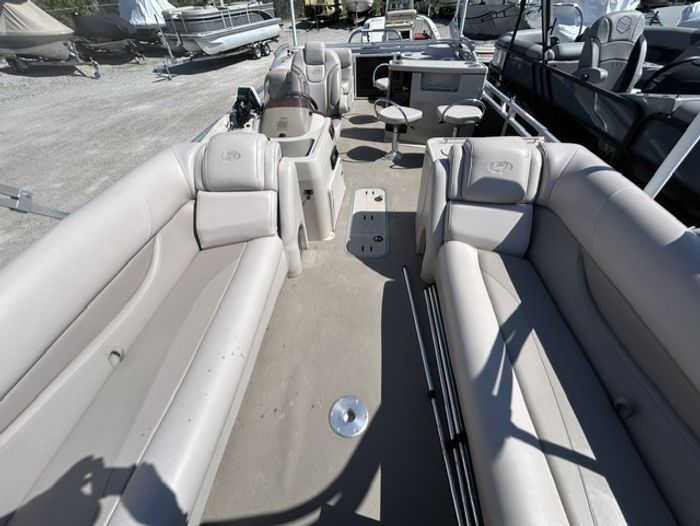 2014 Princecraft Quorum 25 SE Photo 9 sur 9
