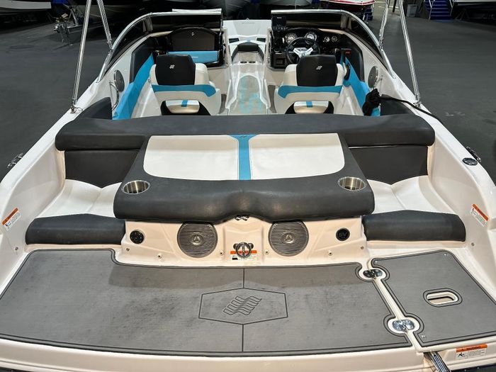 2014 Four Winns 180 RS Photo 16 sur 18