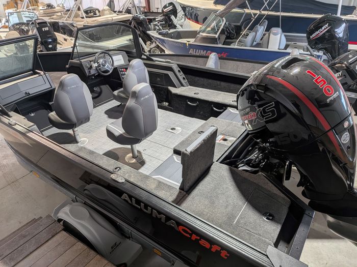 2025 Alumacraft Competitor 185 Sport Photo 2 of 6