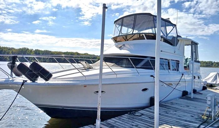 2000 Silverton 422 Motoro Yacht Photo 1 sur 12