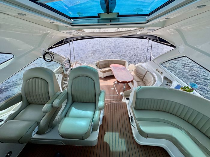 2009 Cruisers Yachts 520 Sports Coupe Photo 36 of 87