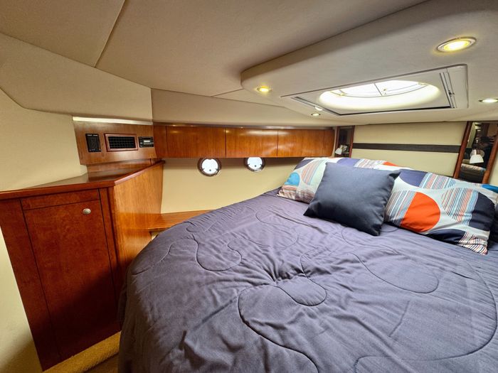 2009 Cruisers Yachts 520 Sports Coupe Photo 73 of 87