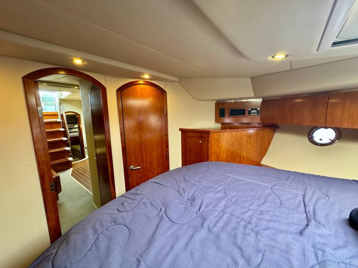 2009 Cruisers Yachts 520 Sports Coupe Photo 74 of 87
