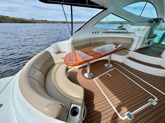 2009 Cruisers Yachts 520 Sports Coupe Photo 40 of 87