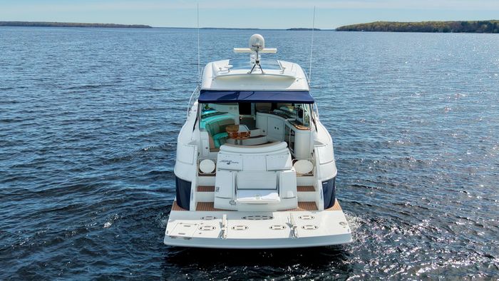 2009 Cruisers Yachts 520 Sports Coupe Photo 7 of 87